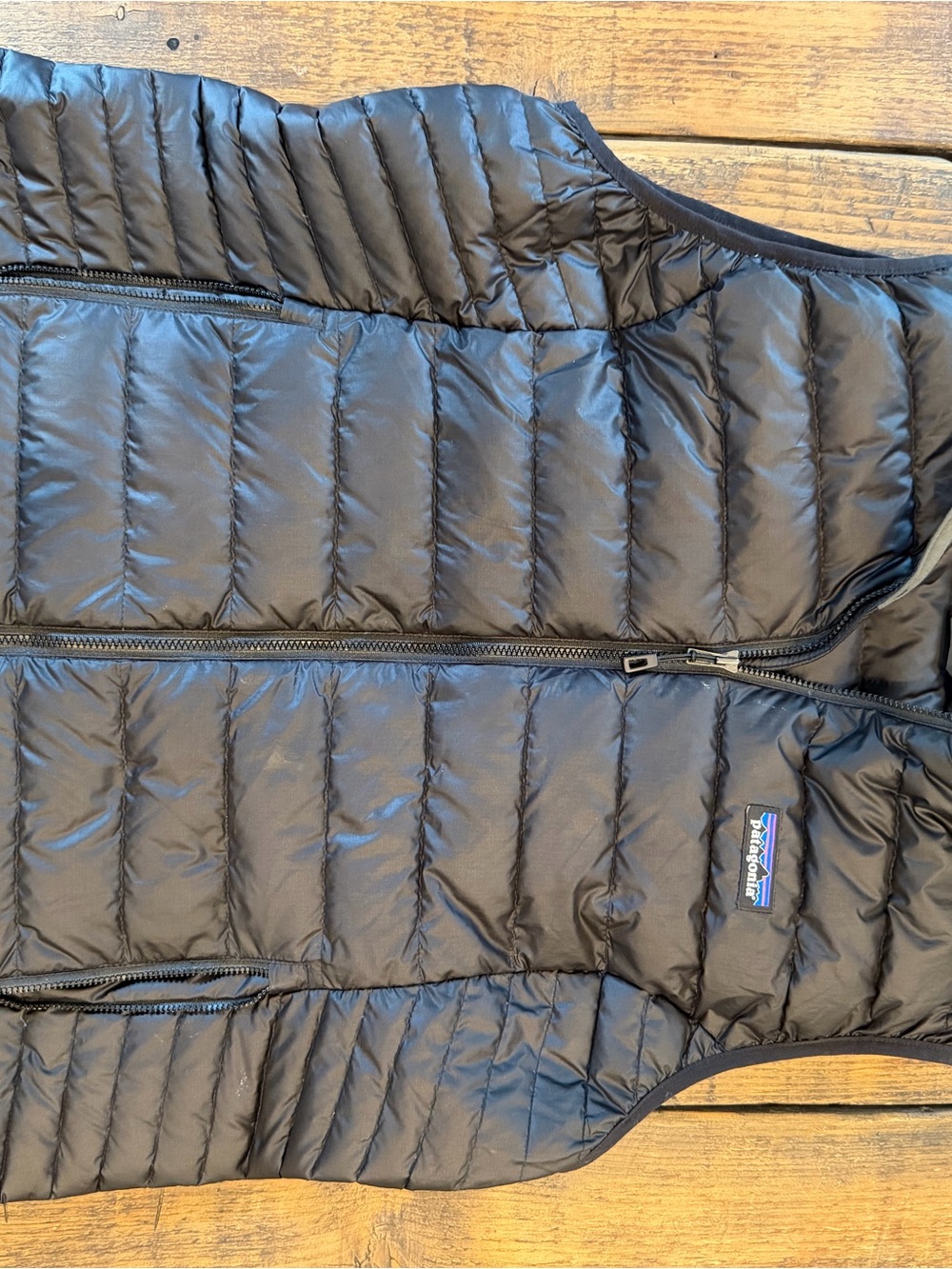 Patagonia Men's Black Quilted Down Vest